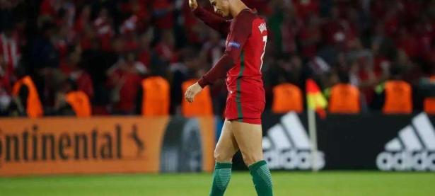 爱游戏在线-巴西球队成功晋级，决赛在望的简单介绍