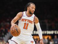 爱游戏官网-包含尼克斯队遭遇滑铁卢背靠背战表现不佳的词条