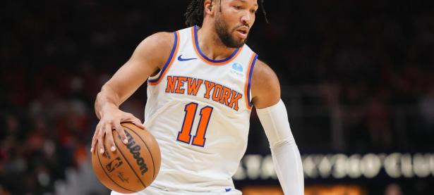 爱游戏官网-包含尼克斯队遭遇滑铁卢背靠背战表现不佳的词条