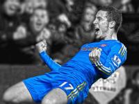 爱游戏娱乐-草原猎豹对决精密机器，黄喜灿的节奏叛变与足球本质的回归