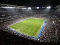 爱游戏tv-赛场魔术师，库尔图瓦，那个改写F1历史的足球门将