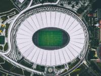 爱游戏在线-跨界之王，当伦纳德在F1赛道接管比赛，鹈鹕已在麦迪逊广场完成压制