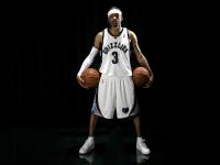 爱游戏官方-当绿衫军的战术板遇见国王的跨界舞台