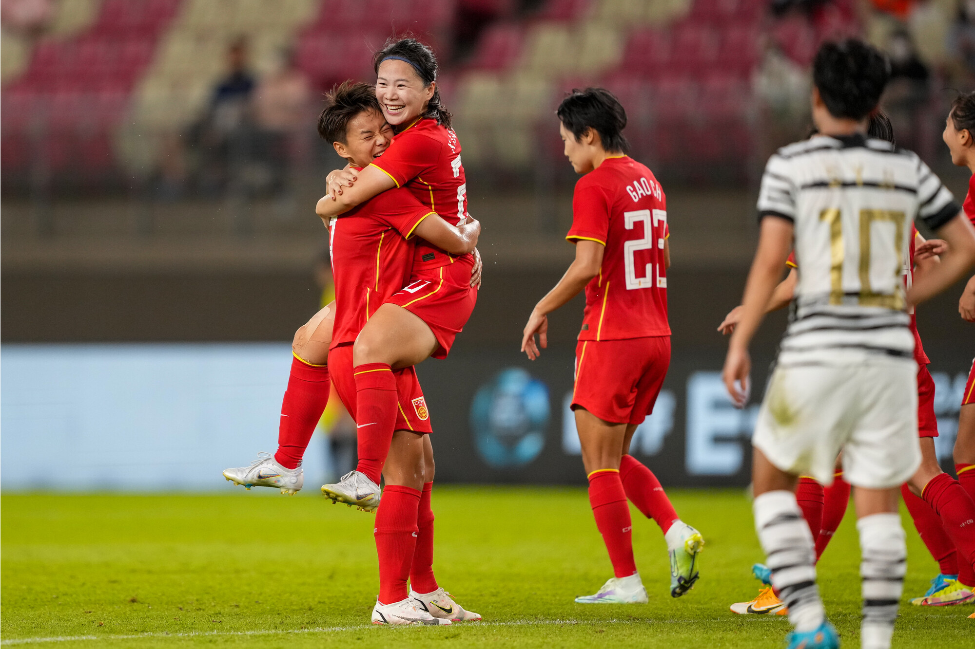 中国女足表现出色，轻松取得胜利的简单介绍