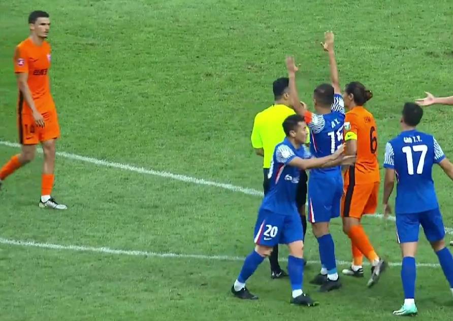 主力球员受伤退场，后备之人站出来填补漏洞的简单介绍