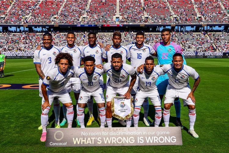 足球盛事现场直击,球队士气高昂备战!的简单介绍 足球盛事现场直击,球队士气高昂备战!的简单介绍