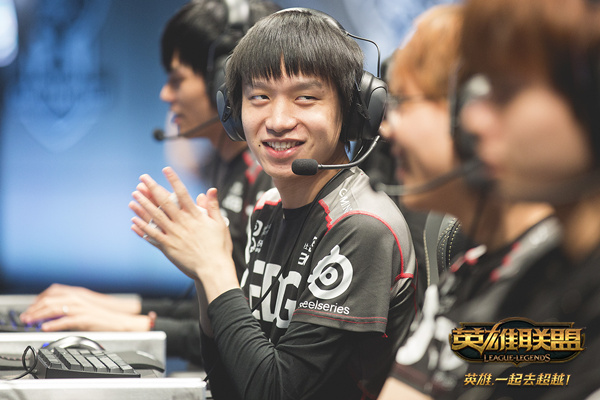 TES鏖战TSM，Caps线上压制力十足顶尖较量八强赛，成为赛场最大亮点