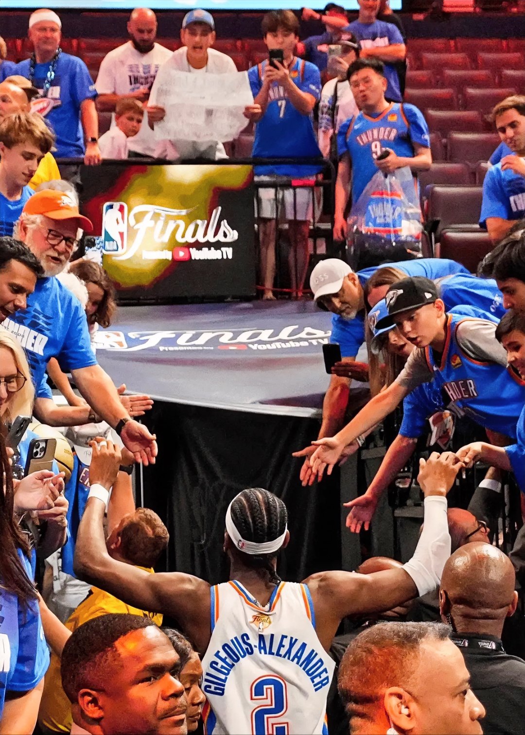 激动人心的比赛：太平洋球队争夺胜利