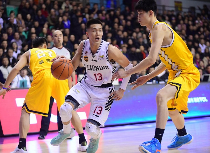 体育明星因涉嫌非法活动被警方拘捕，引起轩然大波