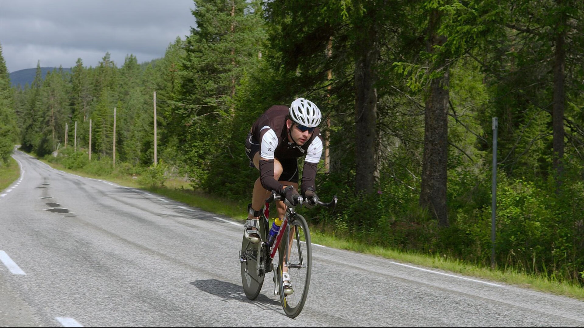 赛场魔术师，库尔图瓦，那个改写F1历史的足球门将