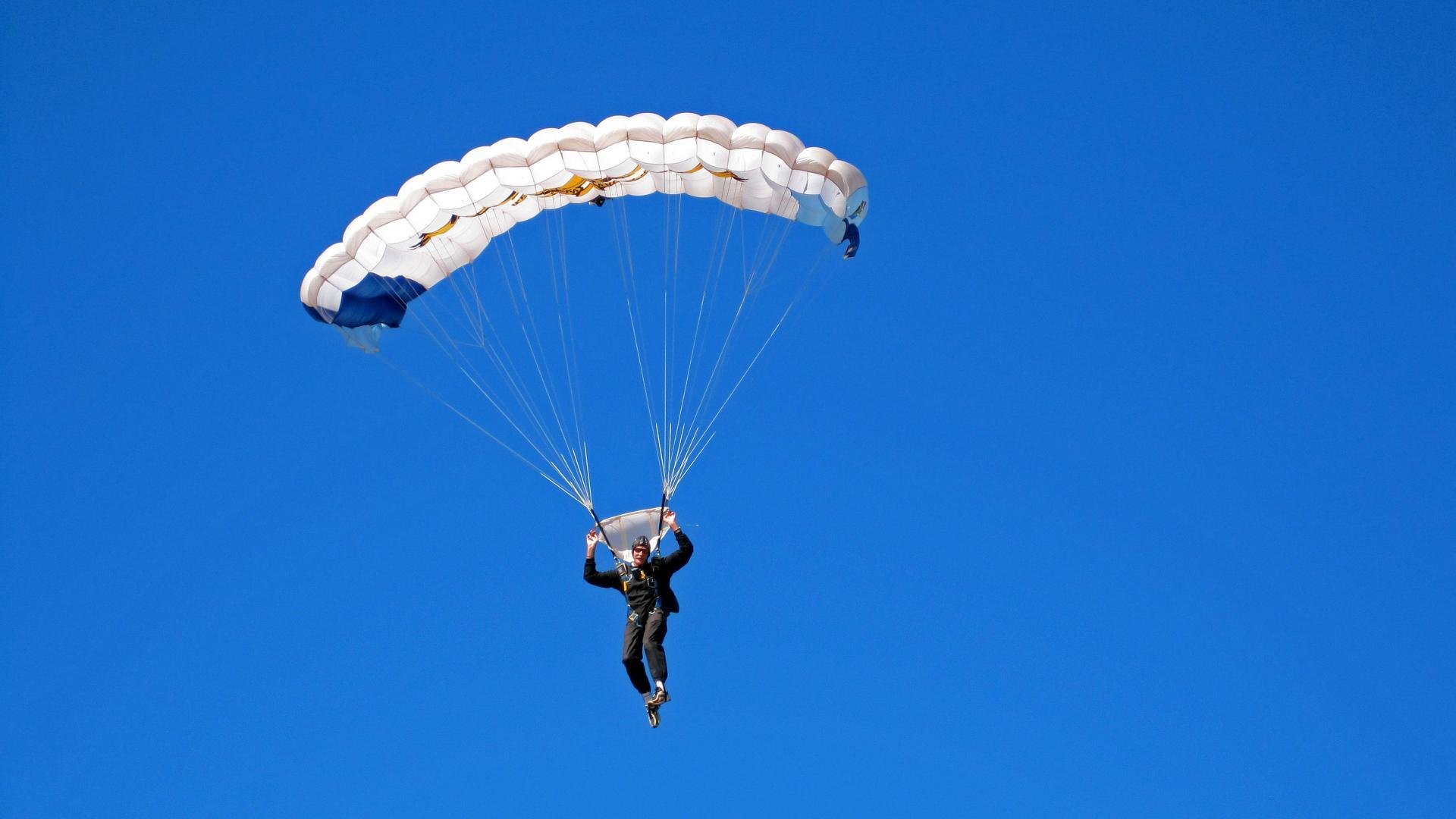 蒙特卡洛豪掷千金，网坛变天，红土赛季开启，美网竟然瑟瑟发抖？